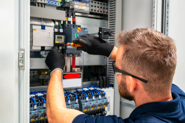 Best Licensed Electrician  in Inverness, FL